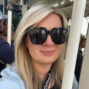 Meet your Posher, Melanie